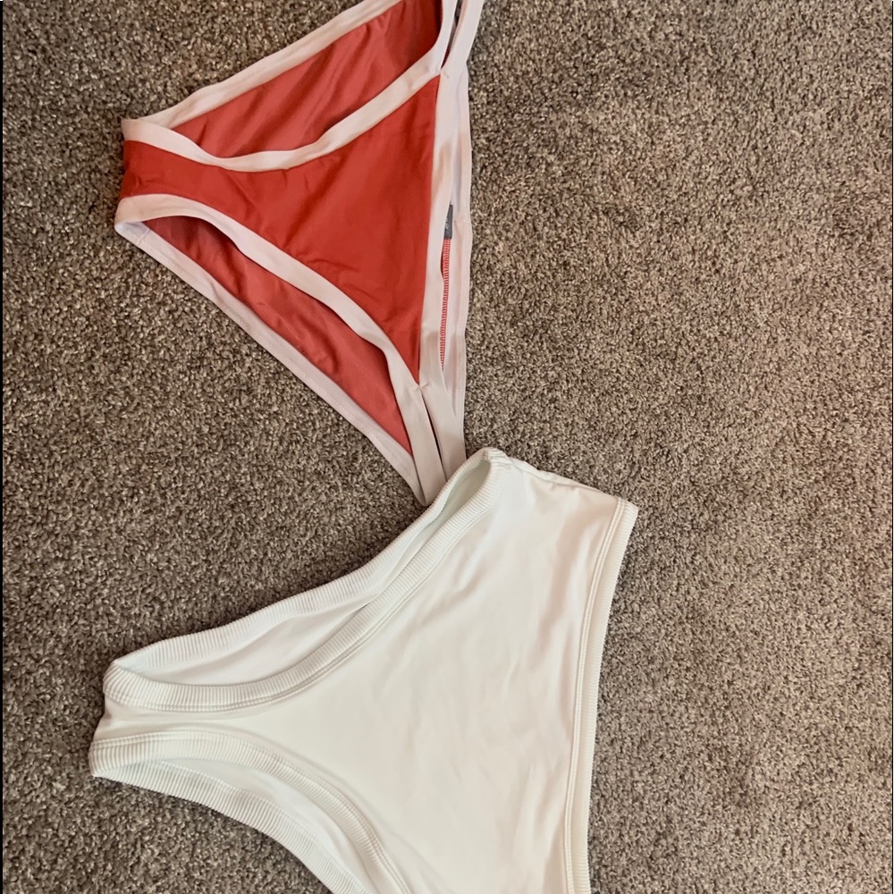 Bathing suit bottoms
